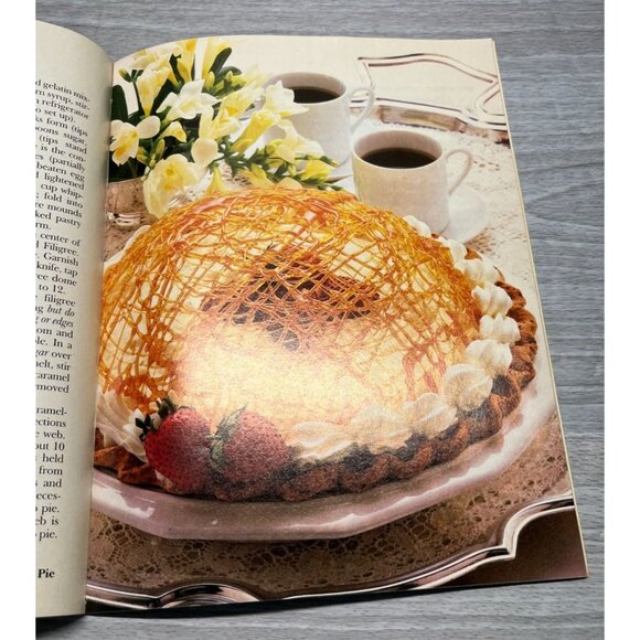 Bedazzling Desserts Cookbook Recipe Booklet Vtg 1984 Better Homes and Gardens - Picture 6 of 8